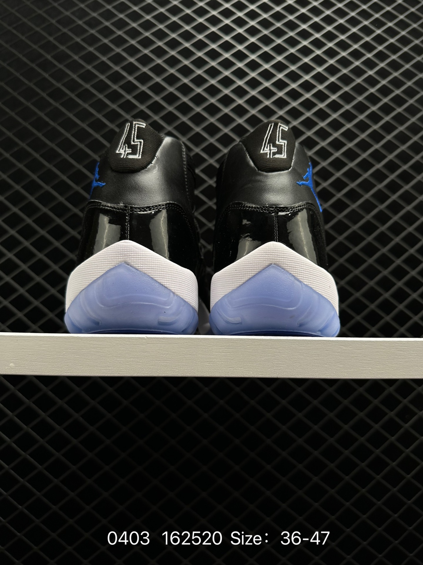 Air Jordan 11 Retro Low 